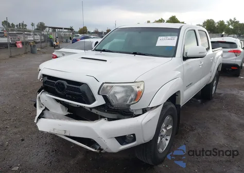 2015 Toyota Tacoma Prerunner V6 из США, поврежденный, VIN 3TMJU4GN7FM193559